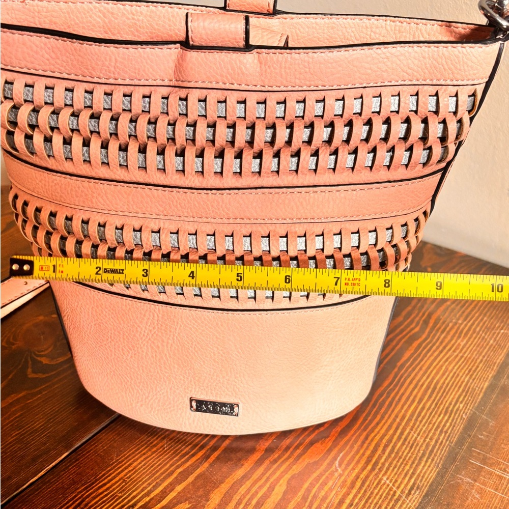 Joe’s Jeans Pink Woven Bucket Bag Crossbody EUC - Picture 12 of 14